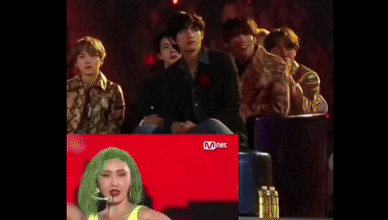 صورة رأي مستخدمي الإنترنت في المقالات التي تتهم جونغكوك بالسخرية من مظهر فرقة مامامو والممثلة هان يي سول