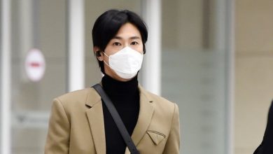 صورة [الآراء] مستخدمو الإنترنت أشادوا بـ يونهو لتذكره ارتداء القناع في المطار