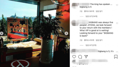 صورة [الآراء] جي دراغون شارك بصورة للوحة فنية في منزله تضم أعضاء فرقة بيغ بانغ الخمسة مع سينغري
