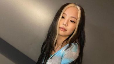 صورة [الآراء] جيني من بلاكبينك جعلت موضة “الغرّة المصبوغة بالأشقر” رائجة مجددا