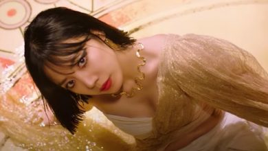 صورة ناجمو عضوة فرقة آيبينك بدأت انطلاقتها المنفردة بفيديو كليب أغنية Bird والتي أنتجتها سويون من فرقة جي آيدل